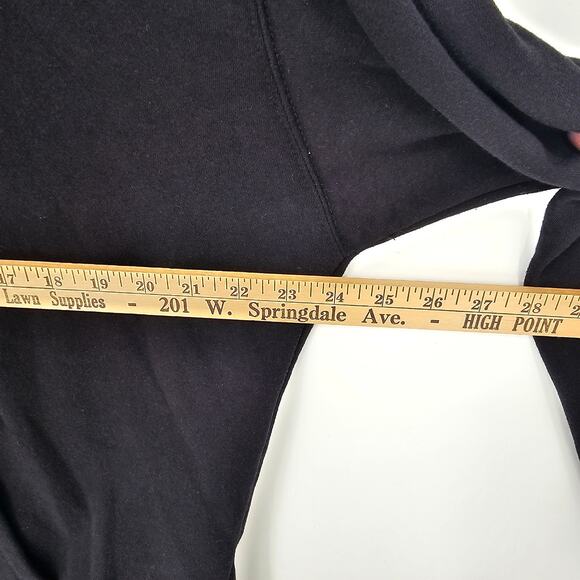 Peanuts Snoopy Dog Embroidered Graphic Black Pullover Sweatshirt Hoodie XL - Picture 4 of 8